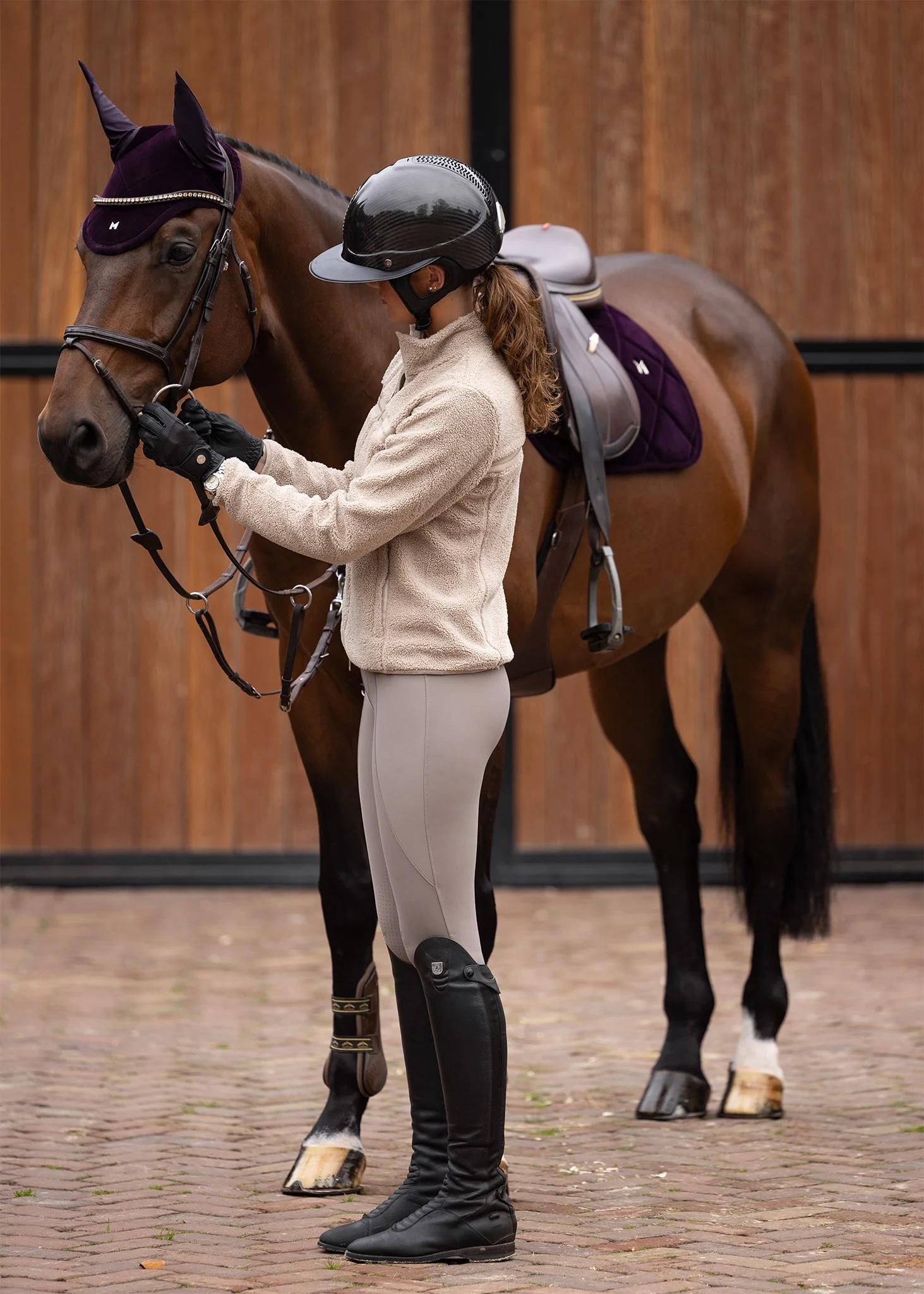 گوش گیر اسب Maximilian Equestrian مدل مخمل - آمتیست — 5