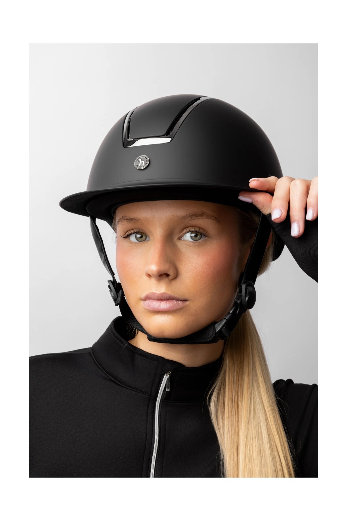 کلاه ایمنی سوارکاری Horze مدل Atmos Metallic II؛ مشکی ۵۸ تا ۶۰ — 2