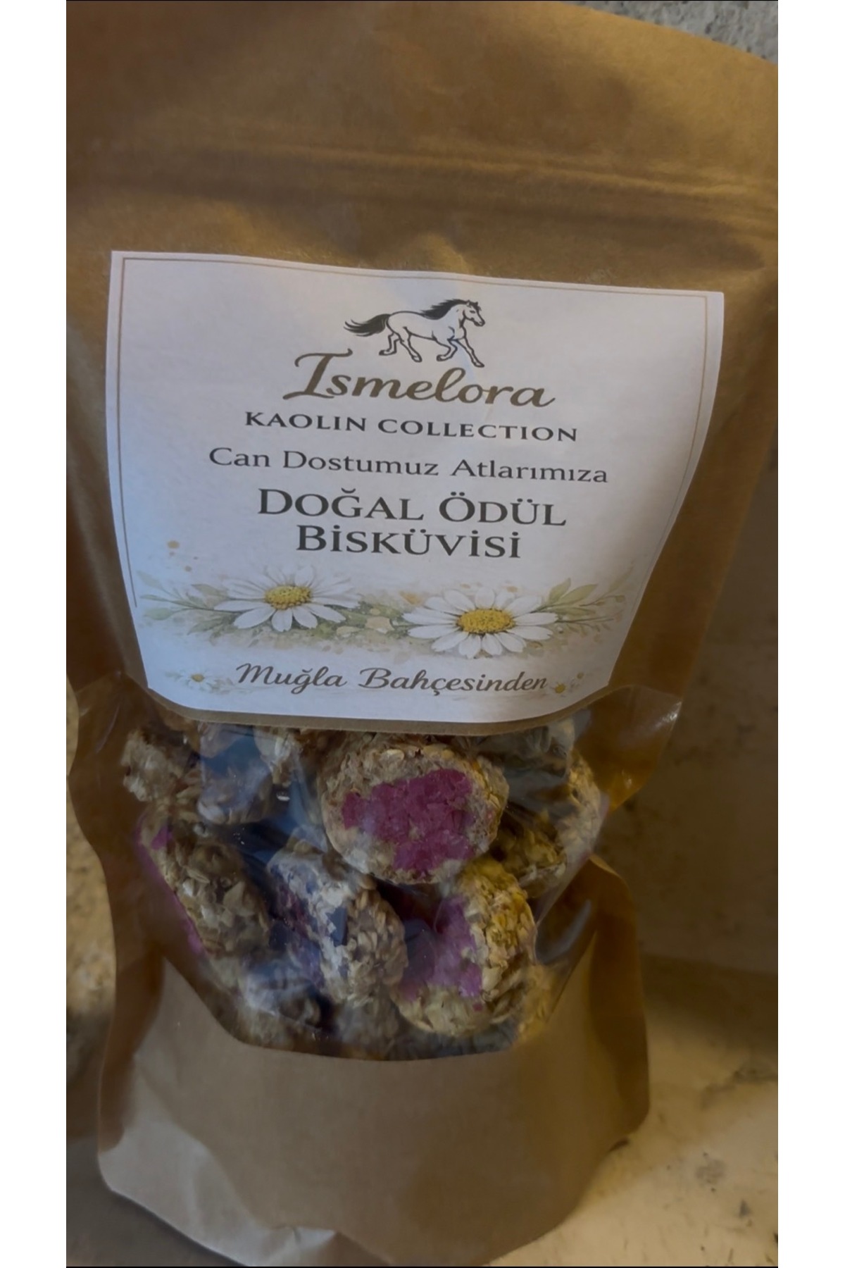 بیسکویت تشویقی اسب Ismelora مدل گل‌دار 500 گرم طبیعی