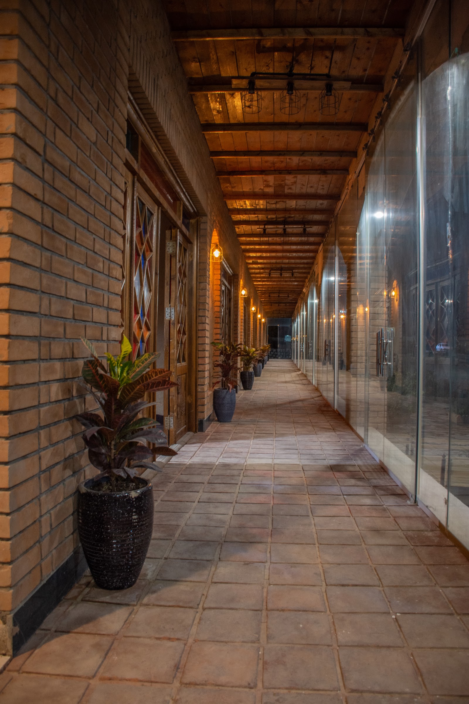 مجموعه سوارکاری آراسپ مجن — باشگاه
