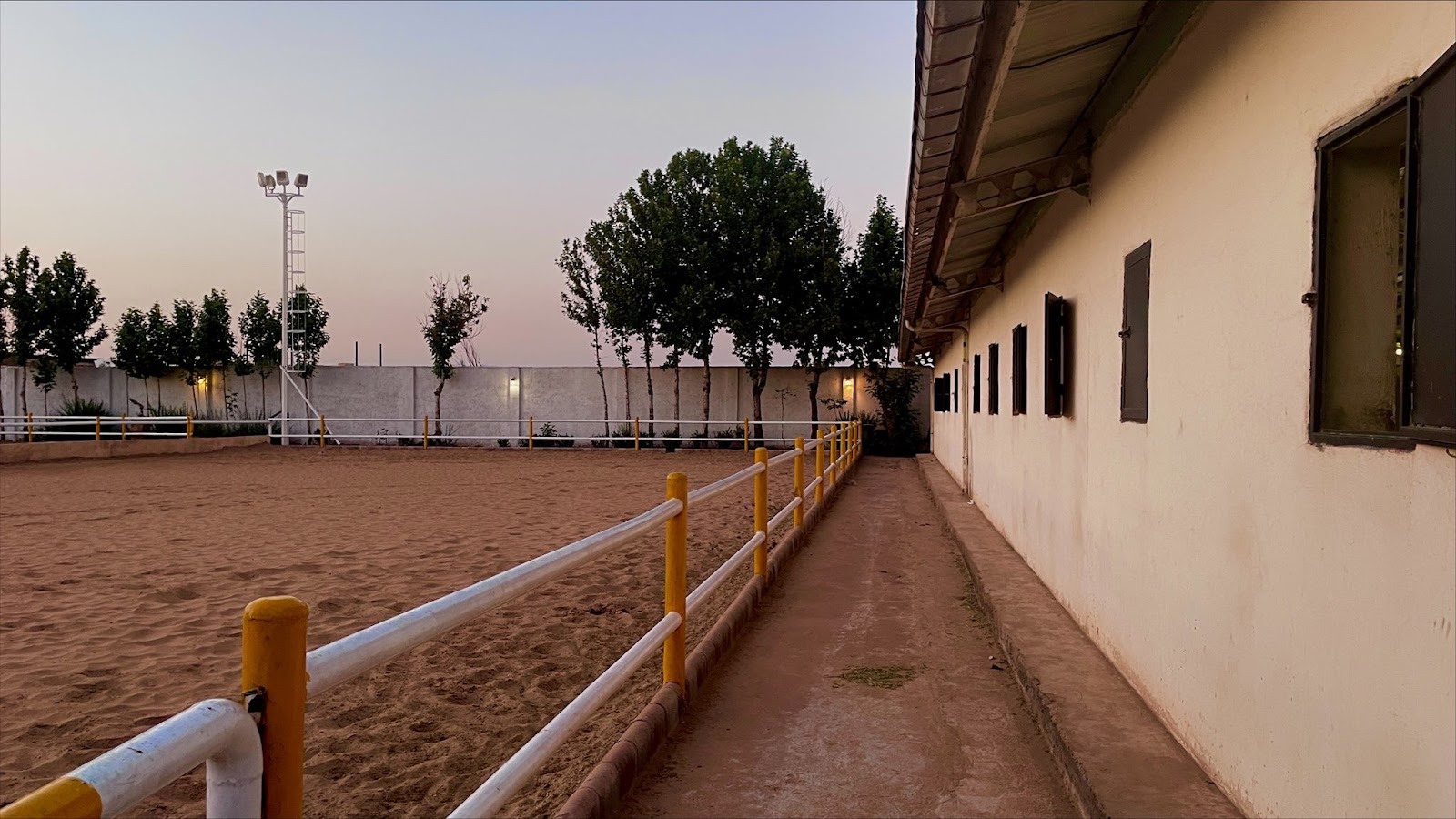 Hesam Horse Riding Club - باشگاه سوارکاری حسام — باشگاه