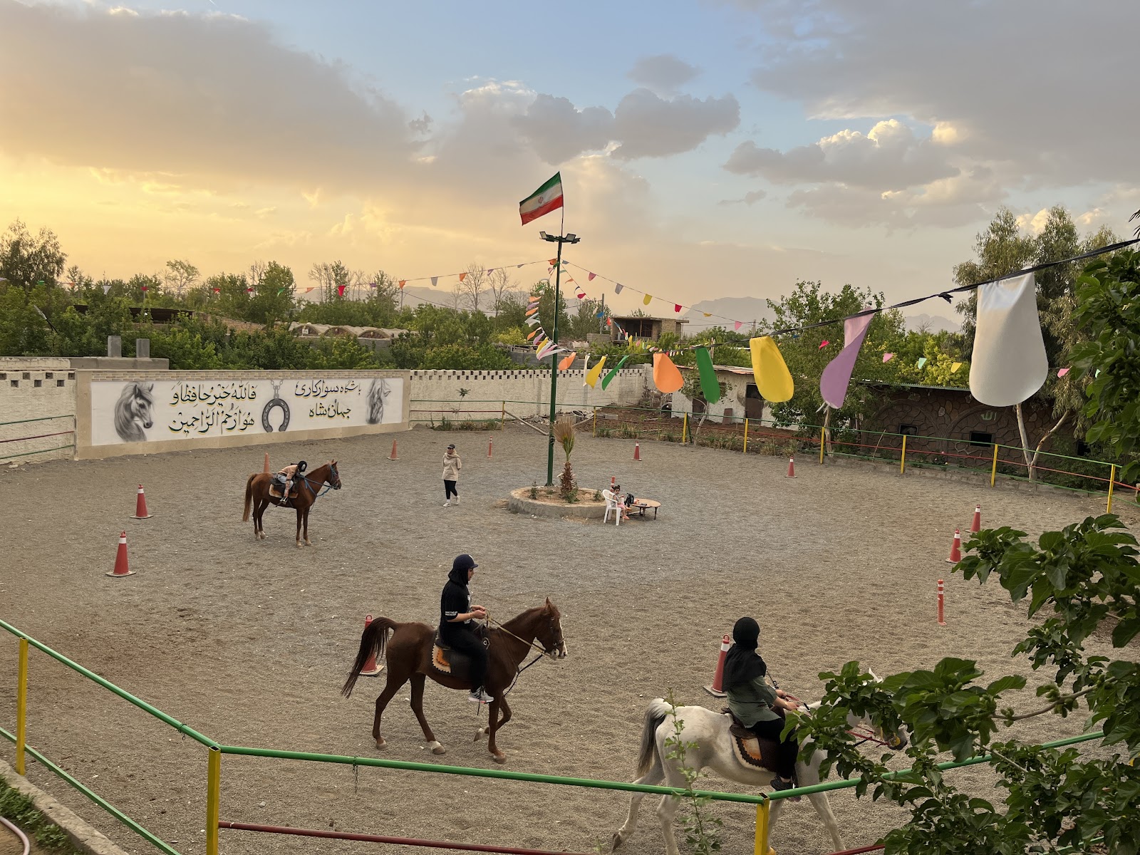 باشگاه سوارکاری جهان شاه — باشگاه