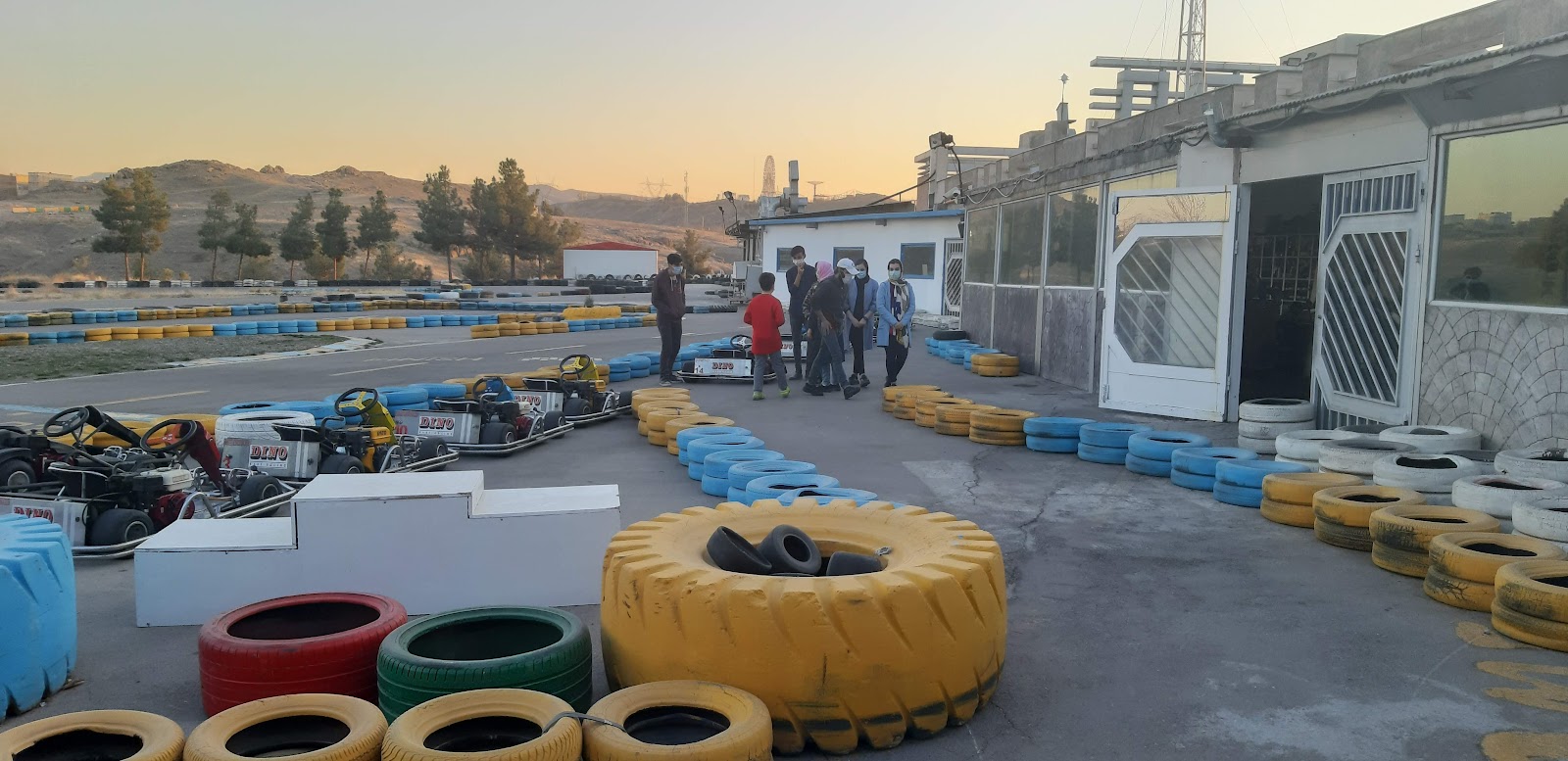 مجموعه سوارکاری و کارتینگ ارشاد — باشگاه